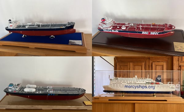 4 replica Model for the auction